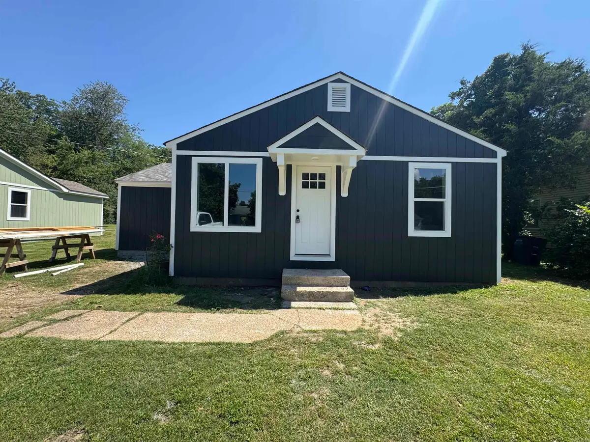 726 W Davis Street, Piggott, AR 72454 - #1
