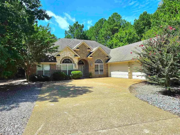 42 Manzanares Drive, Hot Springs Village, AR 71909