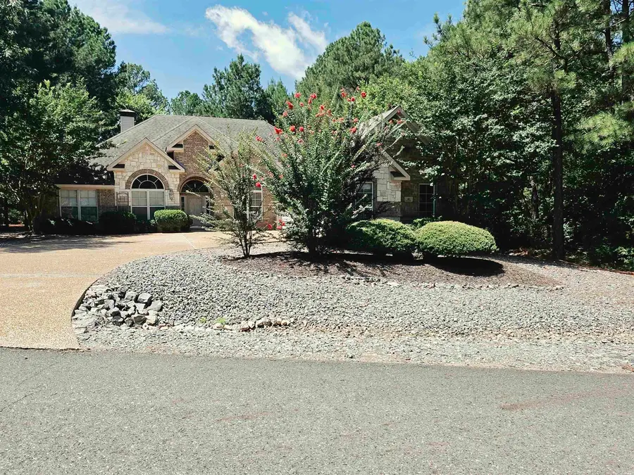 42 Manzanares Drive, Hot Springs Village, AR 71909 - #2