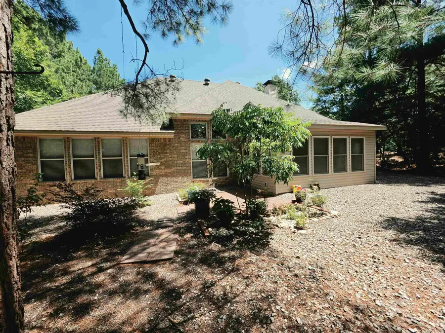 42 Manzanares Drive, Hot Springs Village, AR 71909 - #3