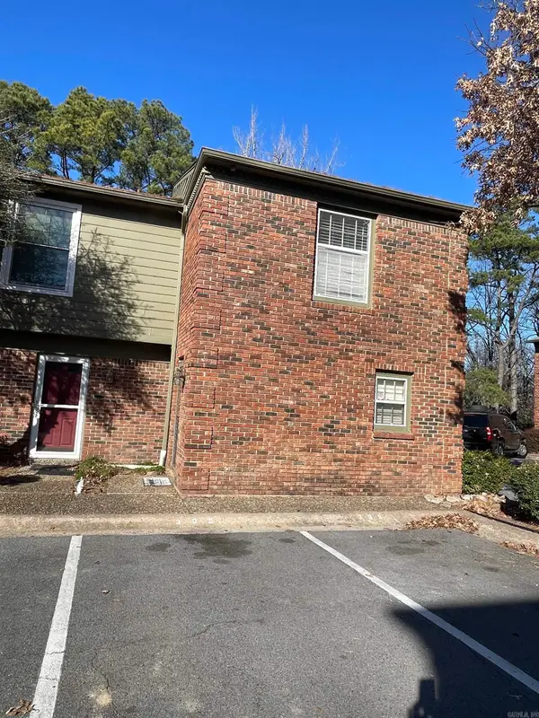 504 Green Mountain Drive #305, Little Rock, AR 72211