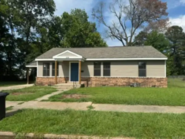 332 E Busbee St, Camden, AR 71701