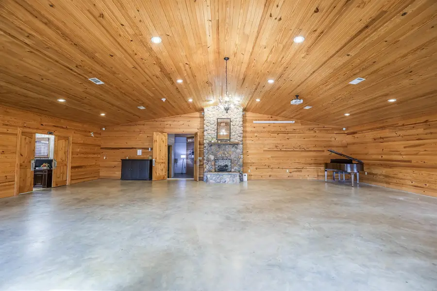 2005 Fairview Rd, Camden, AR 71701 - #3