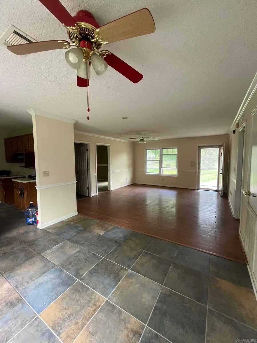 135 N 17th Street, Arkadelphia, AR 71923 - #3