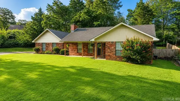 4 Kensington Drive, Conway, AR 72034