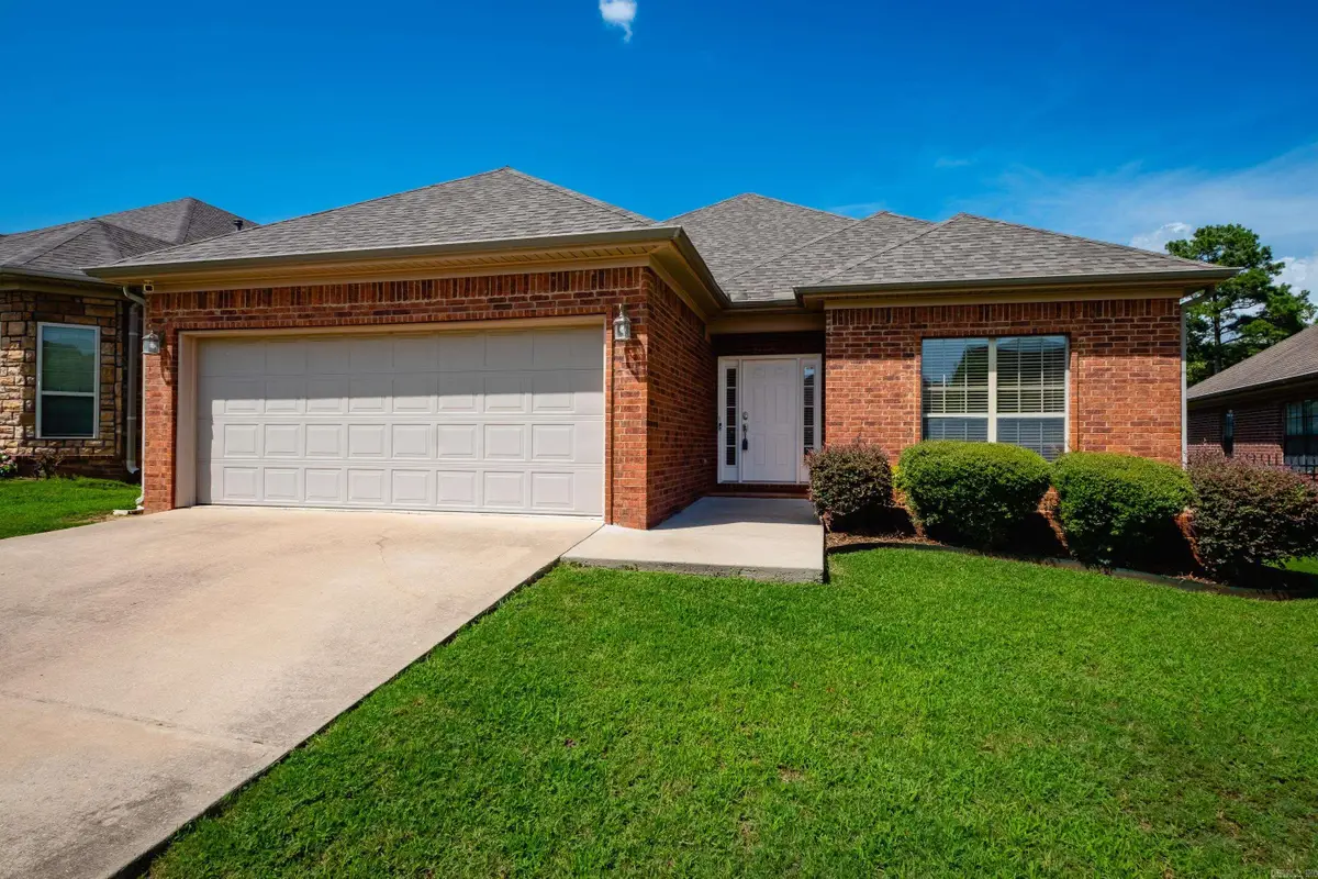 8 Village Way, Maumelle, AR 72113 - #1