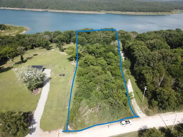Address Withheld By Seller, Lead Hill, AR 72644
