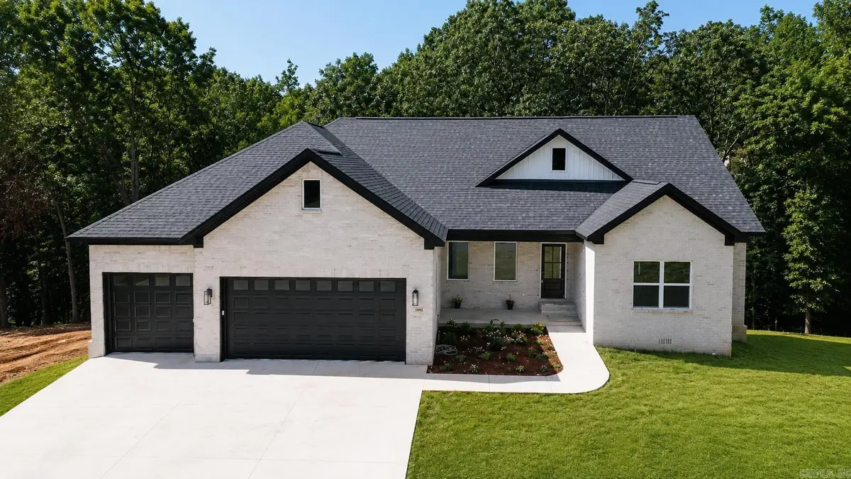 1042 Skyline Dr, Shannon Hills, AR 72103 - #1