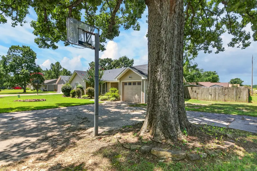 11 Mcarthur Drive, Cabot, AR 72023 - #3