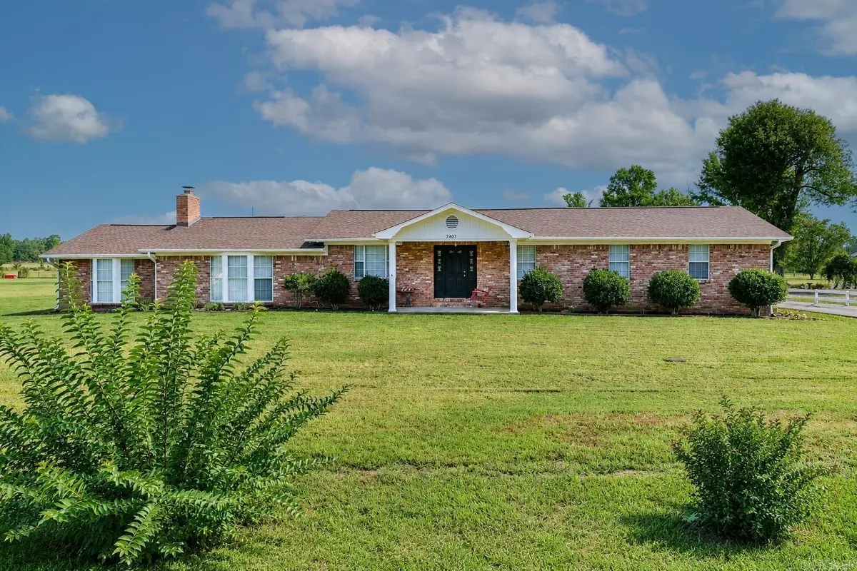 7407 W 13th, Pine Bluff, AR 71602 - #1