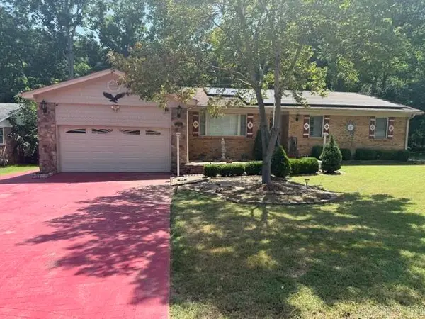 112 Berkshire Circle, Jacksonville, AR 72076