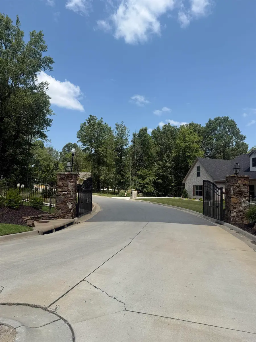 101 Talmidge Court, Maumelle, AR 72113 - #2