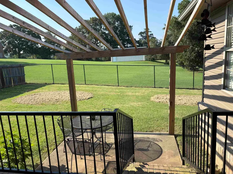 612 Sanibel Street, Searcy, AR 72143 - #3
