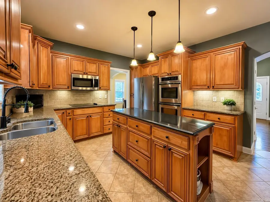 104 Leigh Circle, Hot Springs, AR 71901 - #2