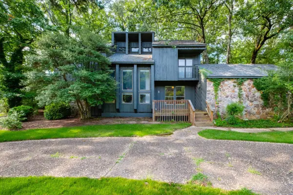 Address Withheld By Seller, Maumelle, AR 72113