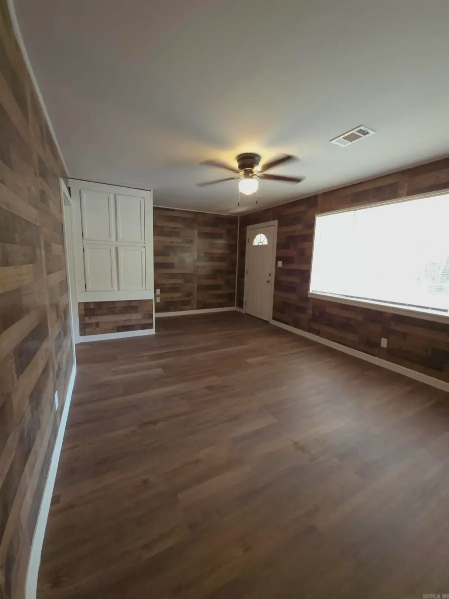 507 S Jackson St, Cabot, AR 72023 - #3