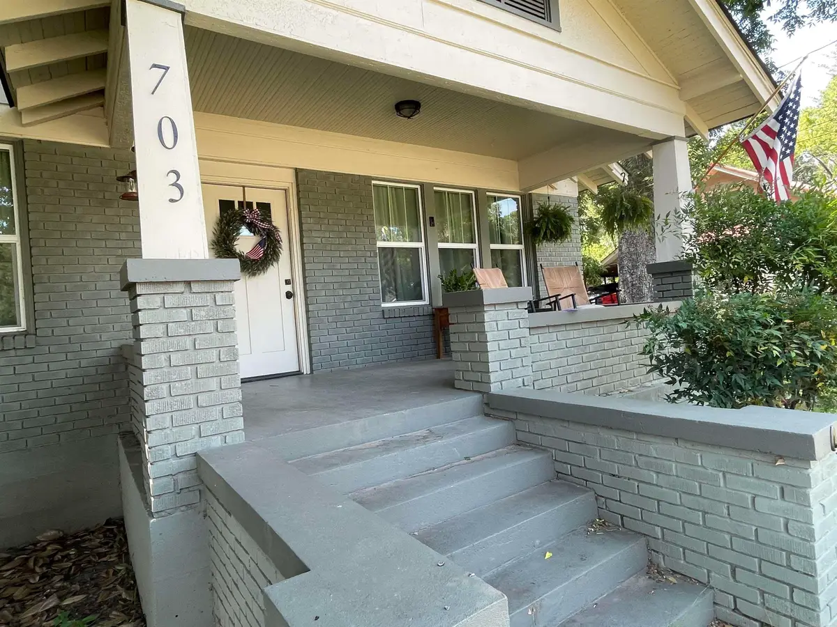 703 N Oak, Morrilton, AR 72110 - #1