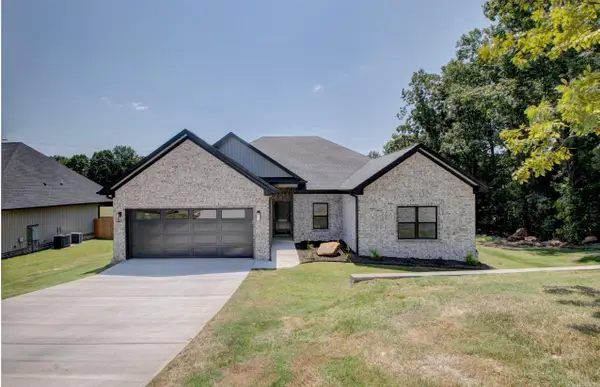 32 Echohawk Ln, Cabot, AR 72023