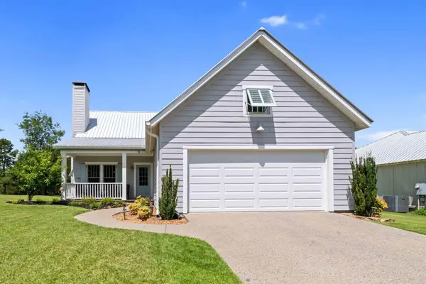 8 Brighton Pointe Ln, Heber Springs, AR 72543