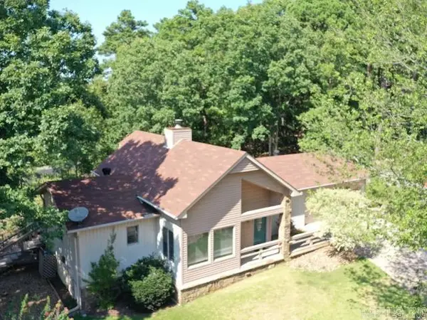 2 Balenciaga Way, Hot Springs Village, AR 71909