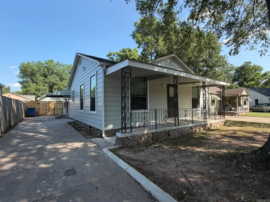 510 Gordon Street, North Little Rock, AR 72117 - #2