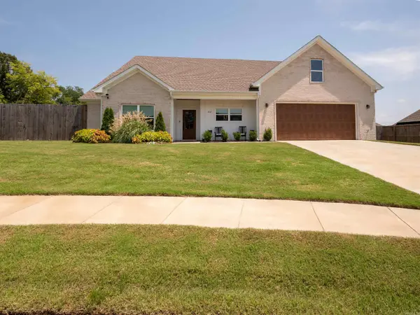2112 Sable Oaks Circle, Bryant, AR 72022