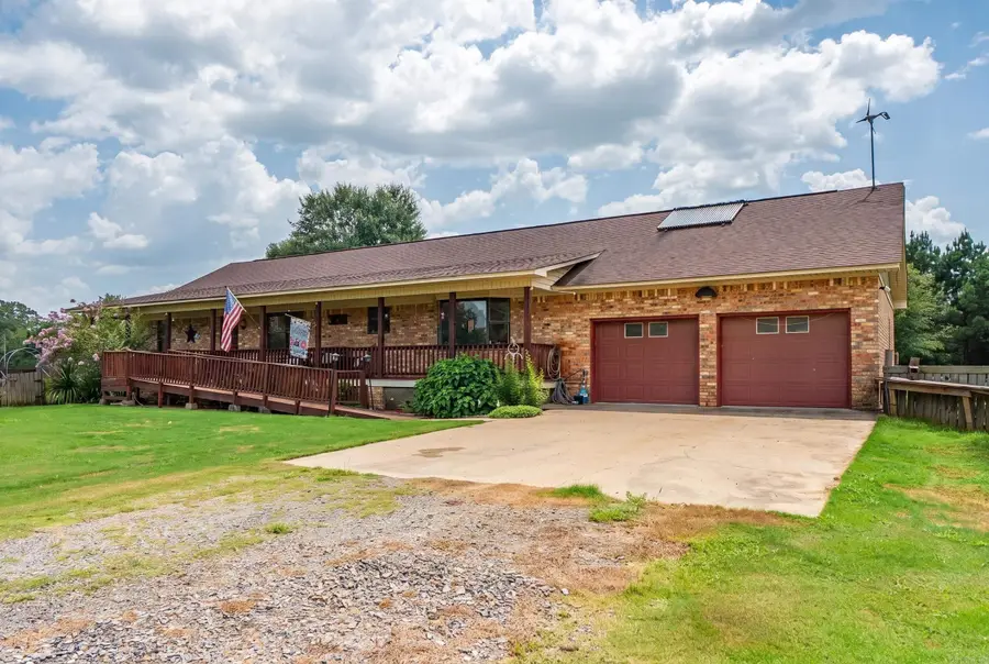405 Jackson Street, Arkadelphia, AR 71923 - #2
