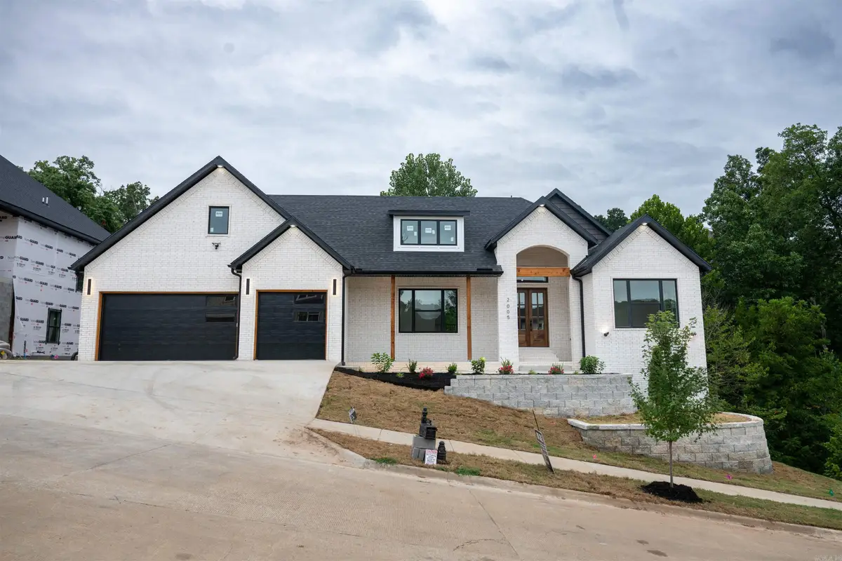 2005 NE Chaucer Street, Bentonville, AR 72712 - #1