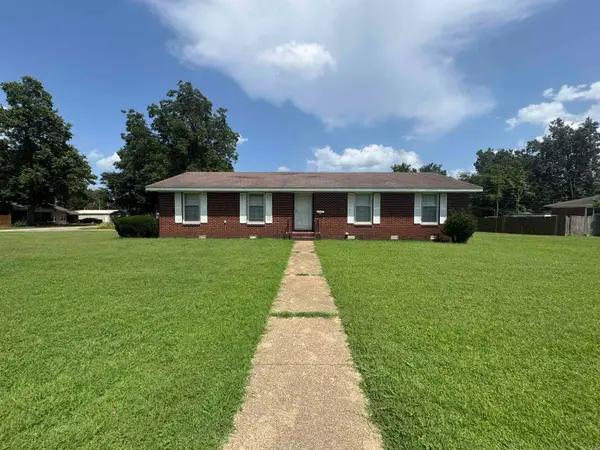 800 SW 9th Street, Corning, AR 72422