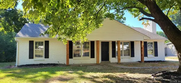 1815 W College Blvd, Jonesboro, AR 72401