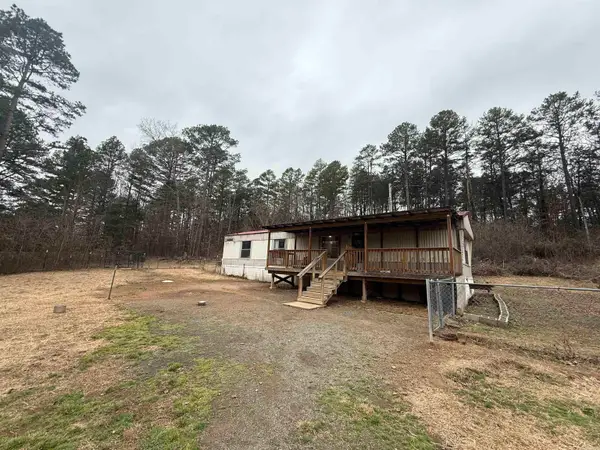 355 Maxine Road, Clinton, AR 72031