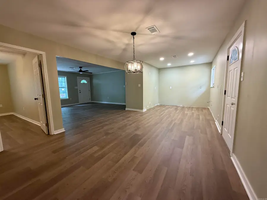 318 Roosevelt Avenue, Forrest City, AR 72335 - #3