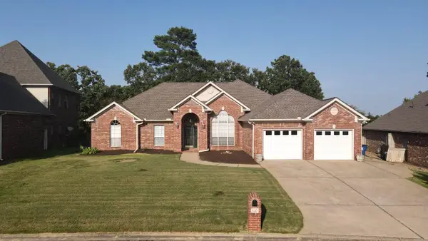 120 Calais Drive, Maumelle, AR 72113