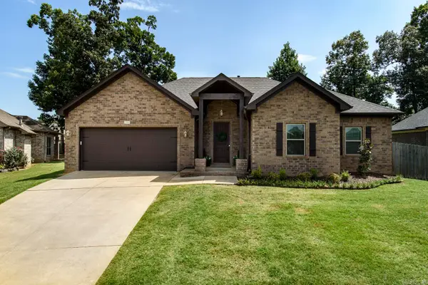 1308 Oak Glenn Place, Bryant, AR 72022