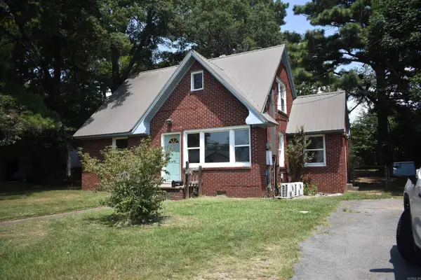 1506 E Moore Avenue, Searcy, AR 72143