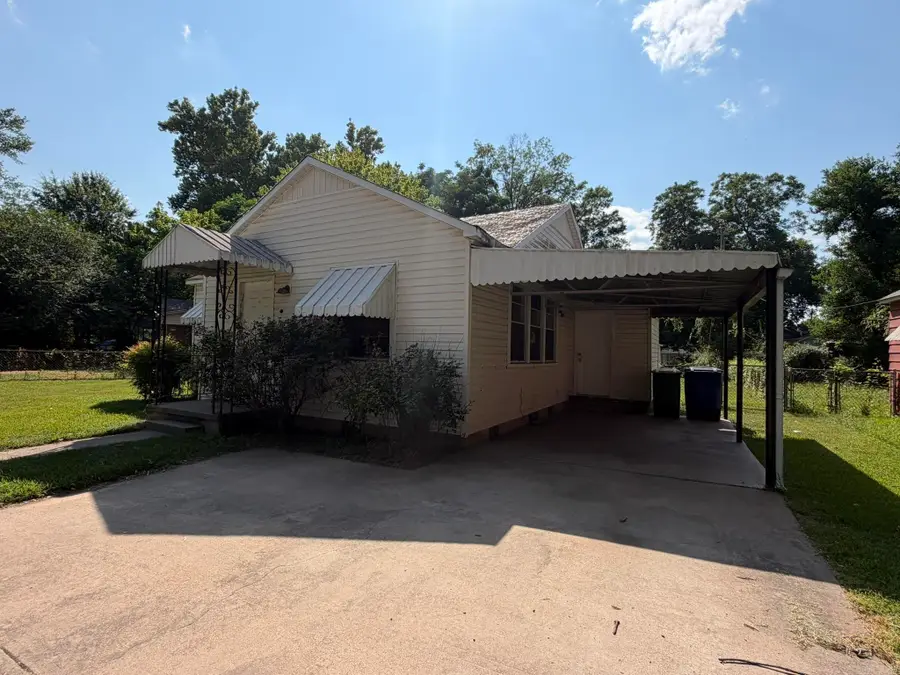 509 Gordon Street, North Little Rock, AR 72117 - #3