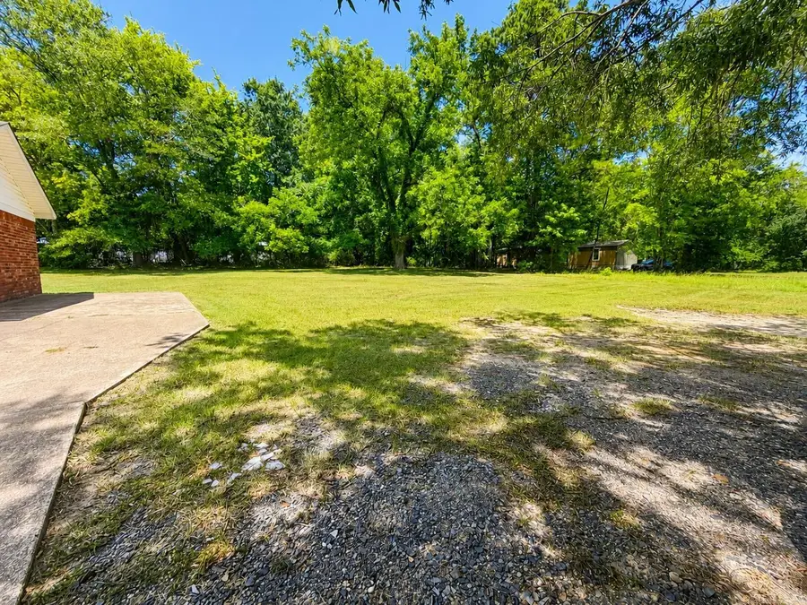 2000 Pine Street, Arkadelphia, AR 71923 - #3