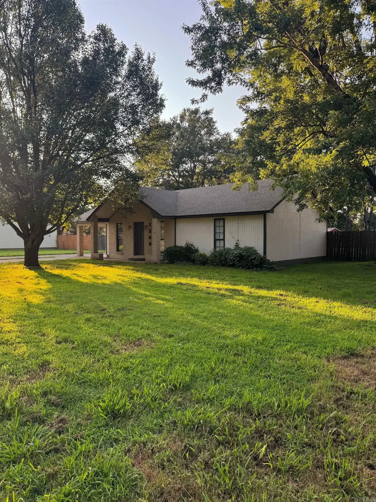 1300 Charles Street, Trumann, AR 72472 - #1