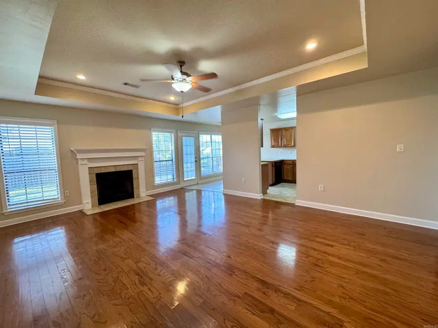 2460 Apple Blossom, Conway, AR 72034 - #2