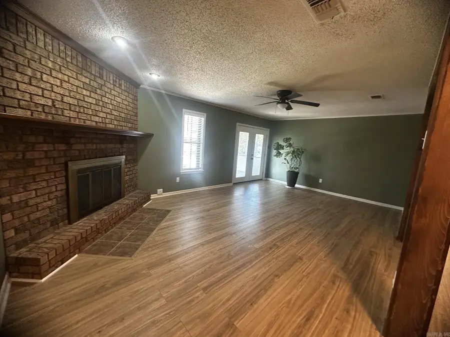 705 Koehler Avenue, Sherwood, AR 72012 - #3