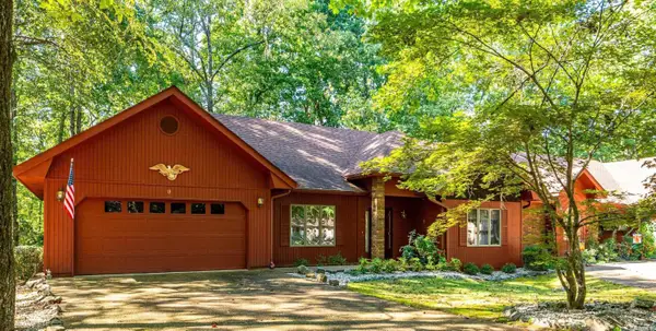 13 Emanuel Drive, Hot Springs Village, AR 71909