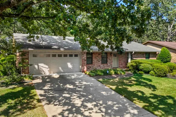 1817 War Eagle Drive, North Little Rock, AR 72116