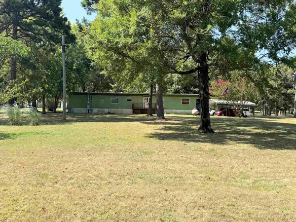 967 Uellner Road, London, AR 72847