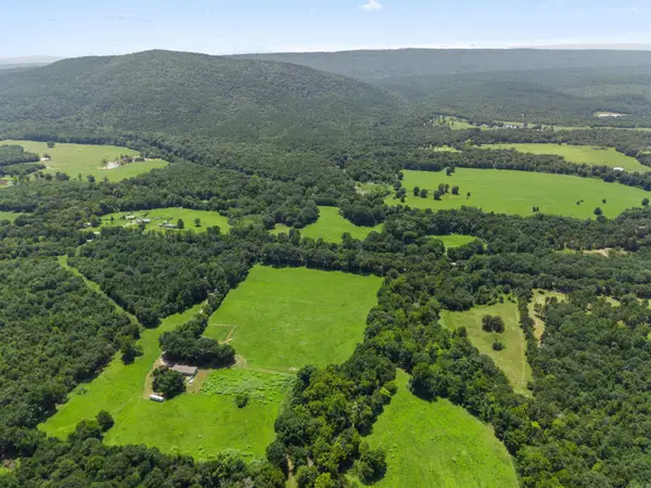 18401 W Highway 28, Waldron, AR 72958