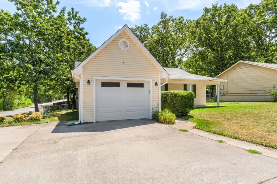 615 Grandview Street, Sherwood, AR 72120 - #2