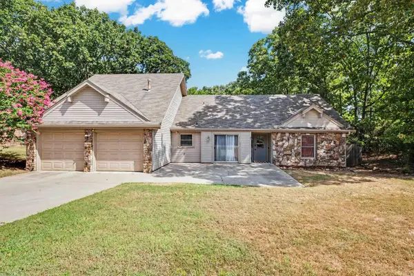 87 Stoneledge Drive, Maumelle, AR 72113