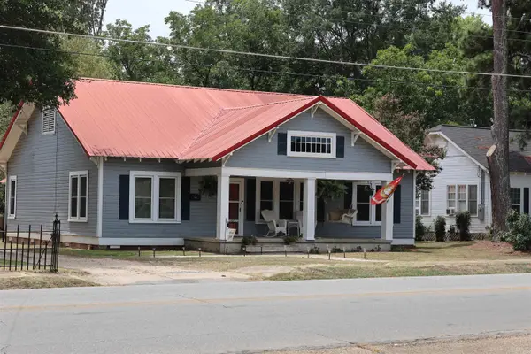 303 W Pine Street, Warren, AR 71675