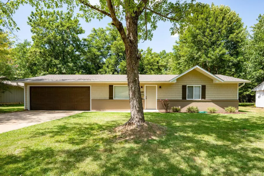 2114 Arkansas Avenue, Conway, AR 72034 - #2