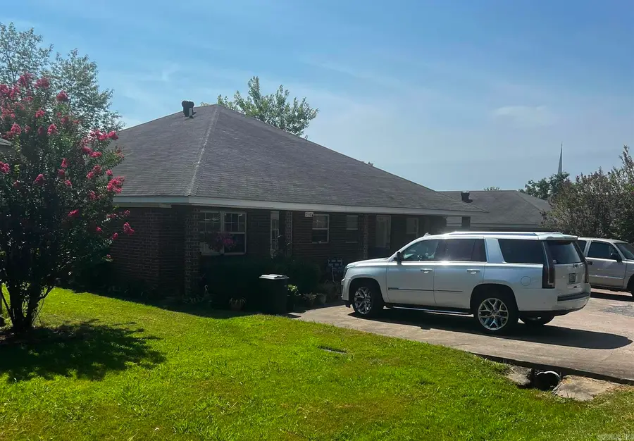 214 N A&b Scenic, 215 A&b 8th St, 710 A&b N Pine St Street, Perryville, AR 72126 - #2