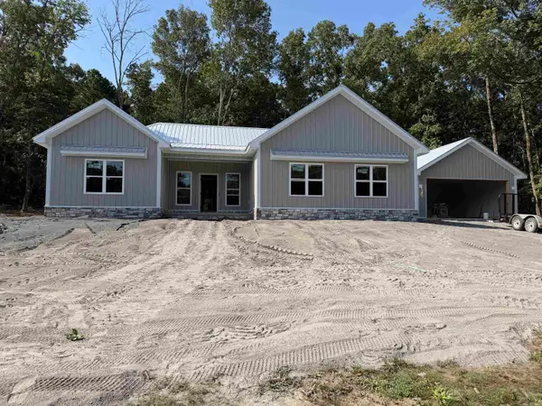 135 Red Fox, Greers Ferry, AR 72067